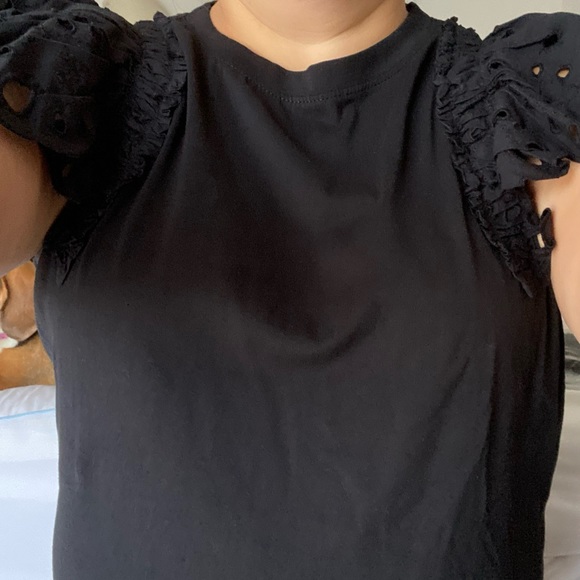 Express Ruffle Sleeve Top - Picture 3 of 7